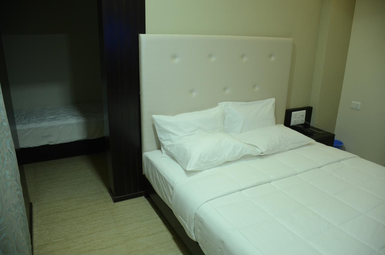 Blue Bay Resort ปูรี ภายนอก รูปภาพ
